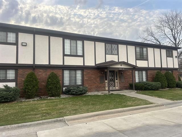 Property Photo: 22835 Grove Road MI 48080