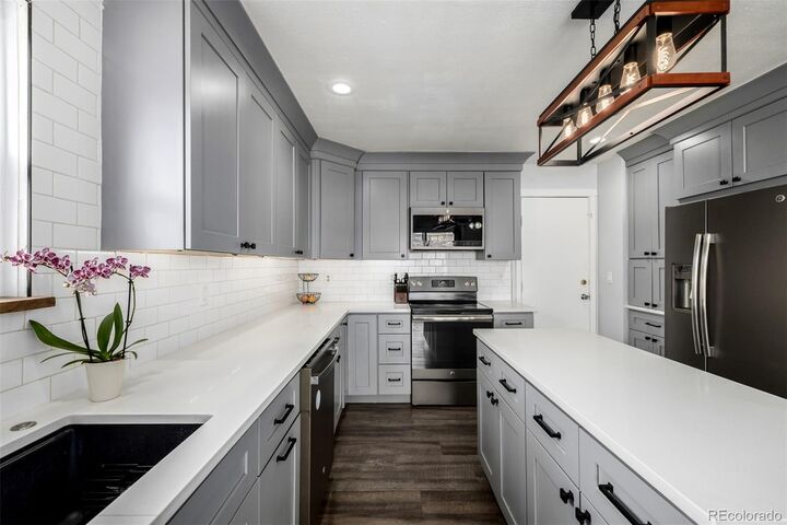 Property Photo: 4075 S Hannibal Street CO 80013