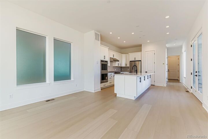 Property Photo:  612 Apex Street  CO 80516 