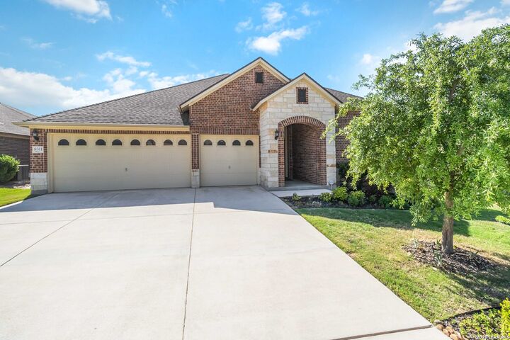 Property Photo: 8311 Merchants Ldg TX 78255