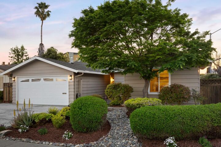 Property Photo:  600 Comet Drive  CA 94404 