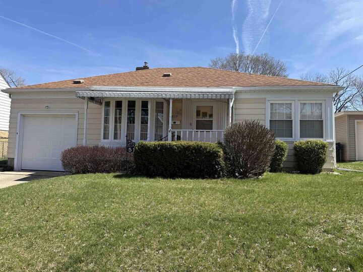 Property Photo:  517 Moore Street  WI 53511 