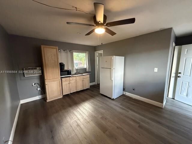 Property Photo:  4148 SW 24th St 0  FL 33317 