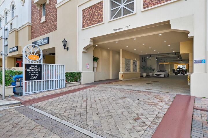 Property Photo: 250 Sunny Isles Blvd 3-1804 FL 33160