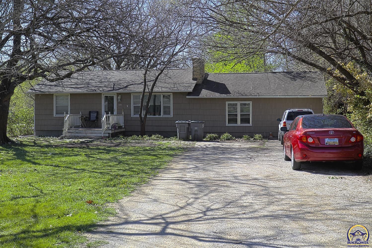 Property Photo:  1207 W 18th Ave  KS 66801 