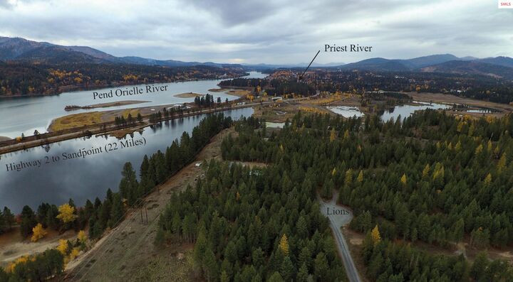 Property Photo:  127 Lions Rd  ID 83856 