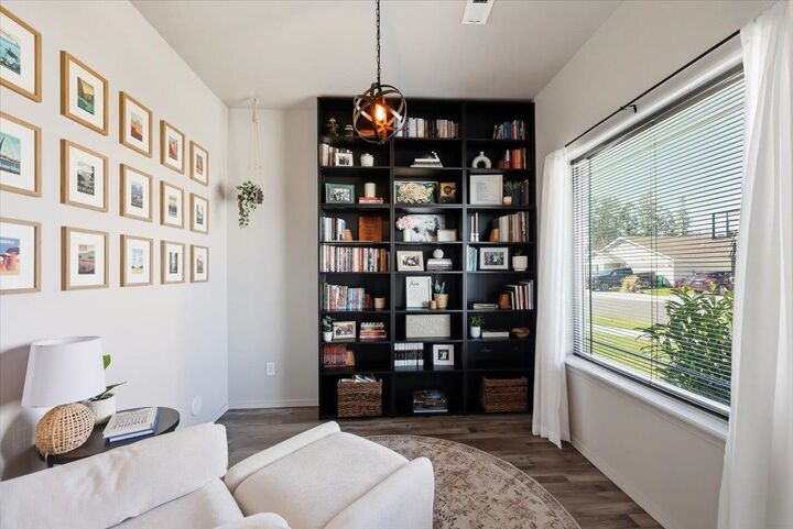 Property Photo:  8802 N N Cannon St  WA 99208 