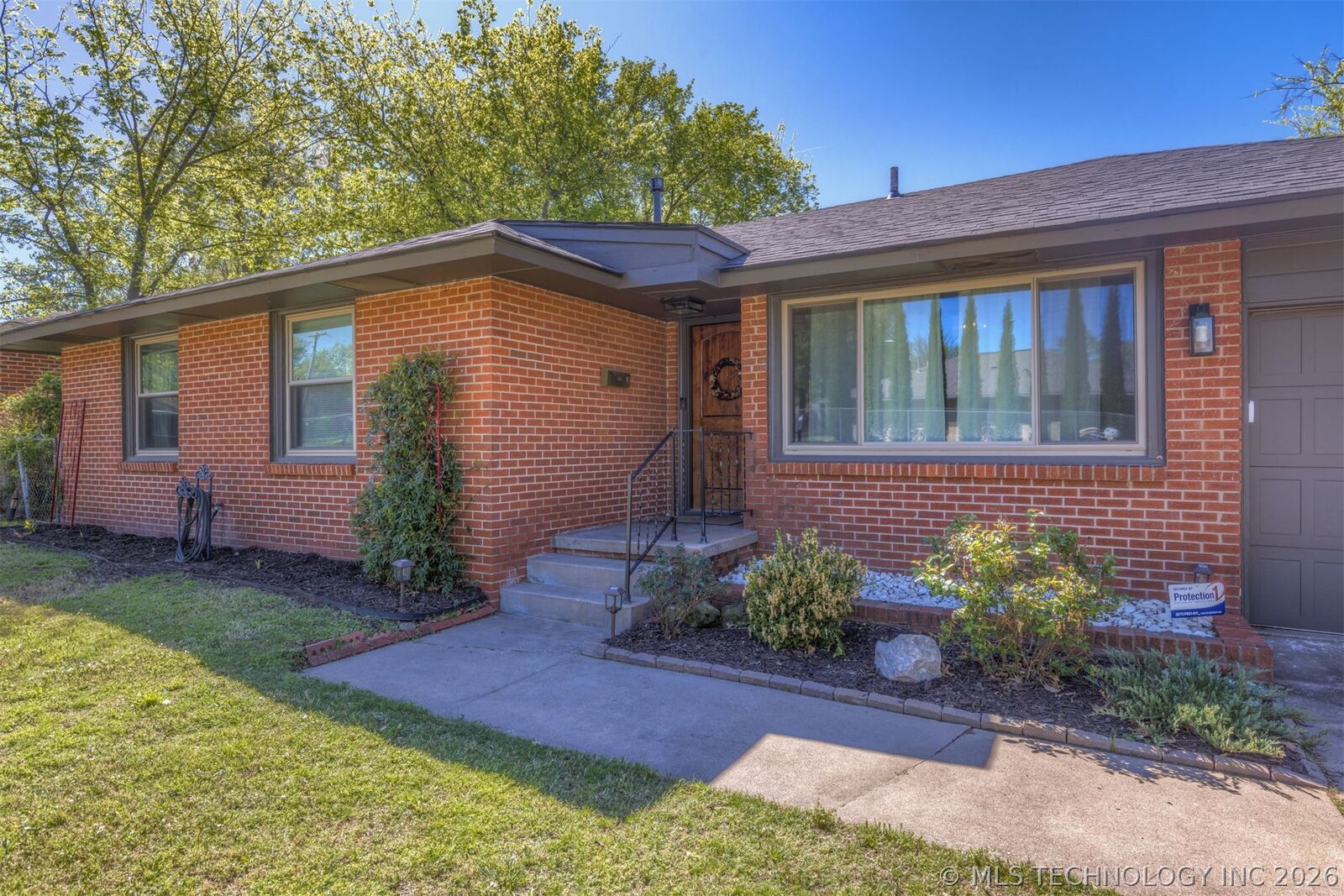 Property Photo:  4190 E 33rd Street  OK 74135 