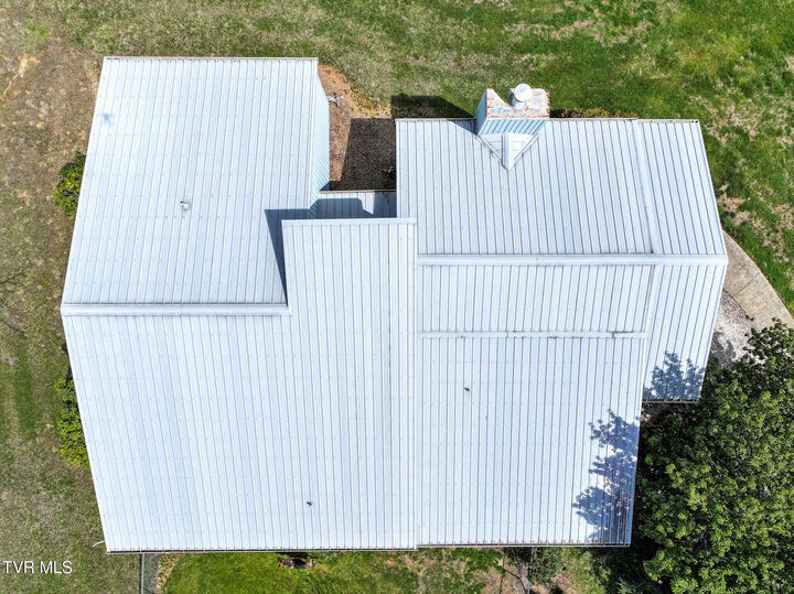 Property Photo:  255 West Old Kentucky Road  TN 37743 