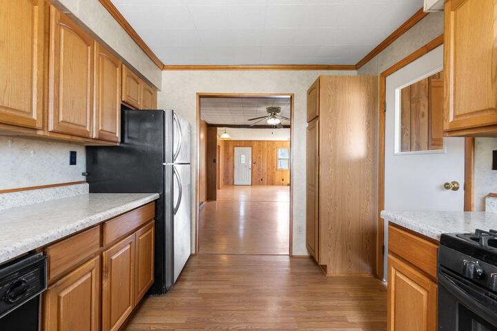 Property Photo:  1310 Court Street  MI 49721 