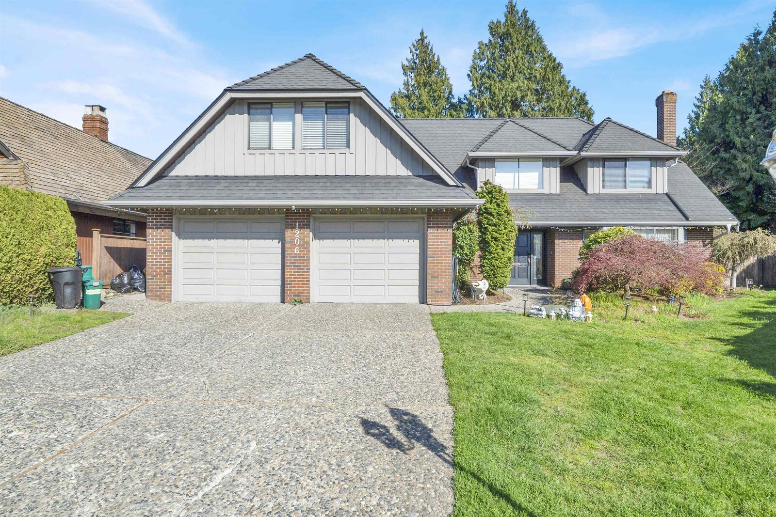 Property Photo: 1206 Pacific Drive BC V4M 2K6