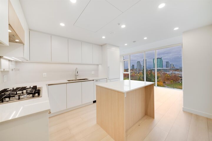 13573 98A Avenue 808 — photo 1