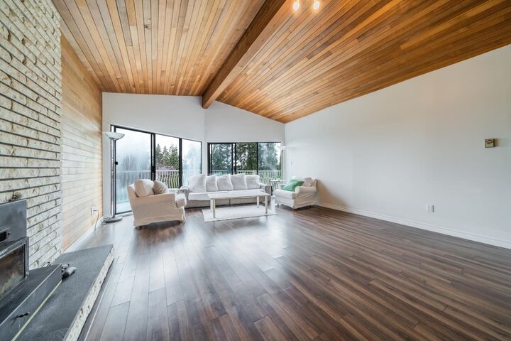 Property Photo: 3540 Baycrest Avenue BC V3B 2W7