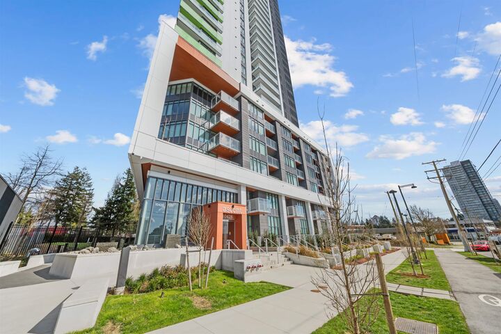10428 Whalley Boulevard 2502 — photo 1