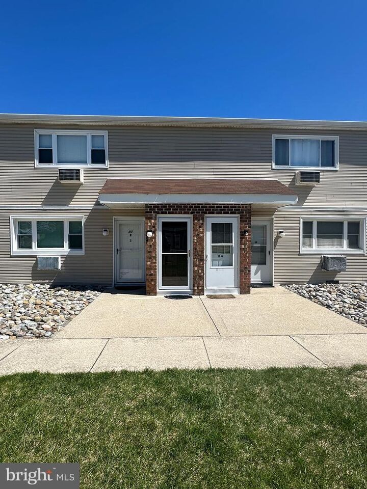 Property Photo:  4901 Harbor Beach Boulevard R2  NJ 08203 
