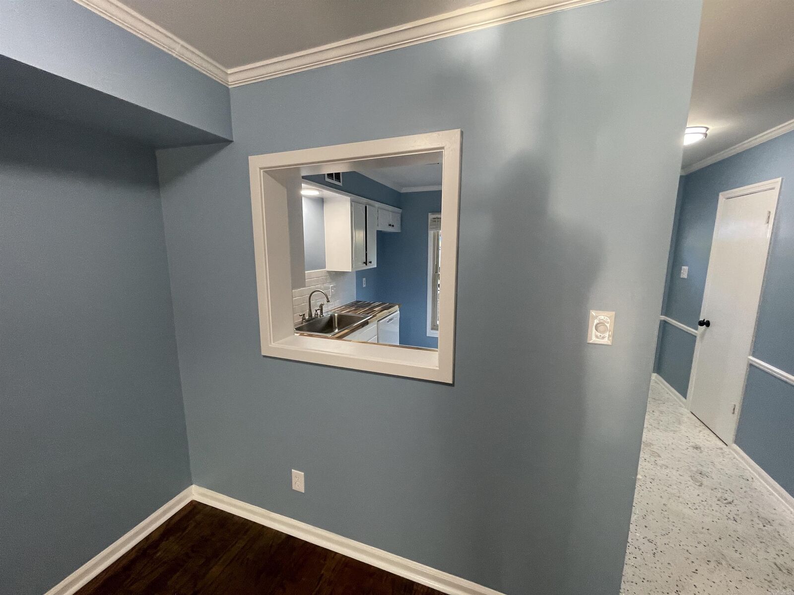 Property Photo:  1824 N Hughes St., Apt 11  AR 72207 