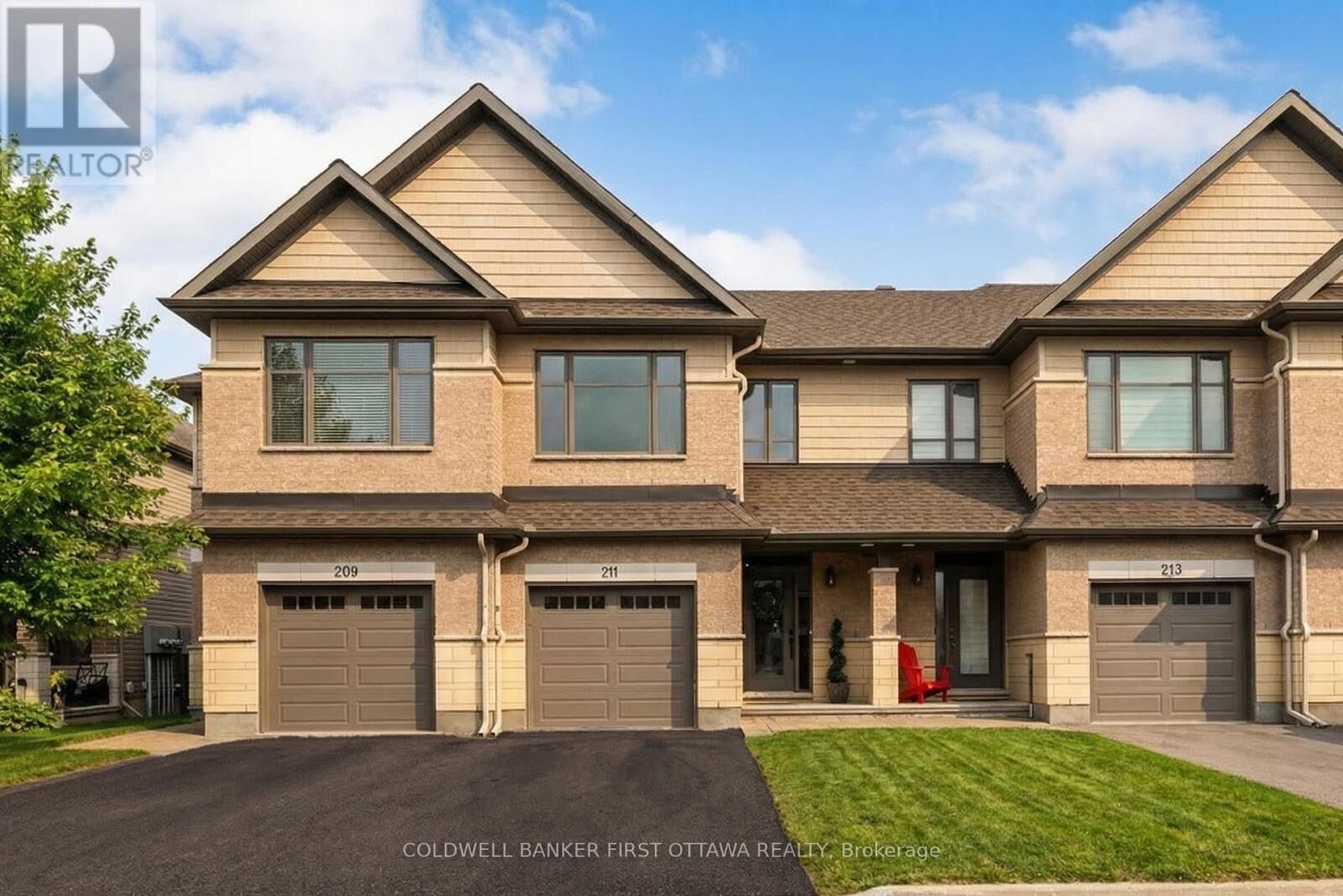 Property Photo: 211 Purchase Crescent ON K2S 2L8