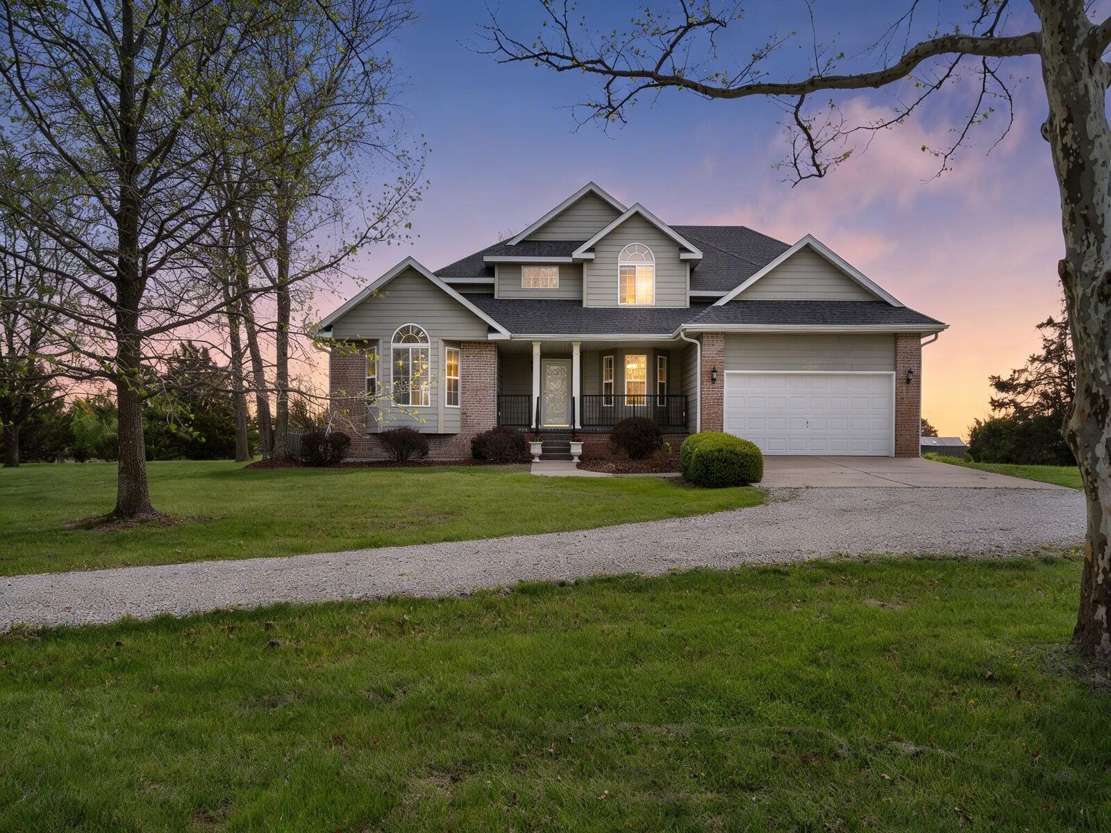 Property Photo: 8500 S Barry Rd MO 65201