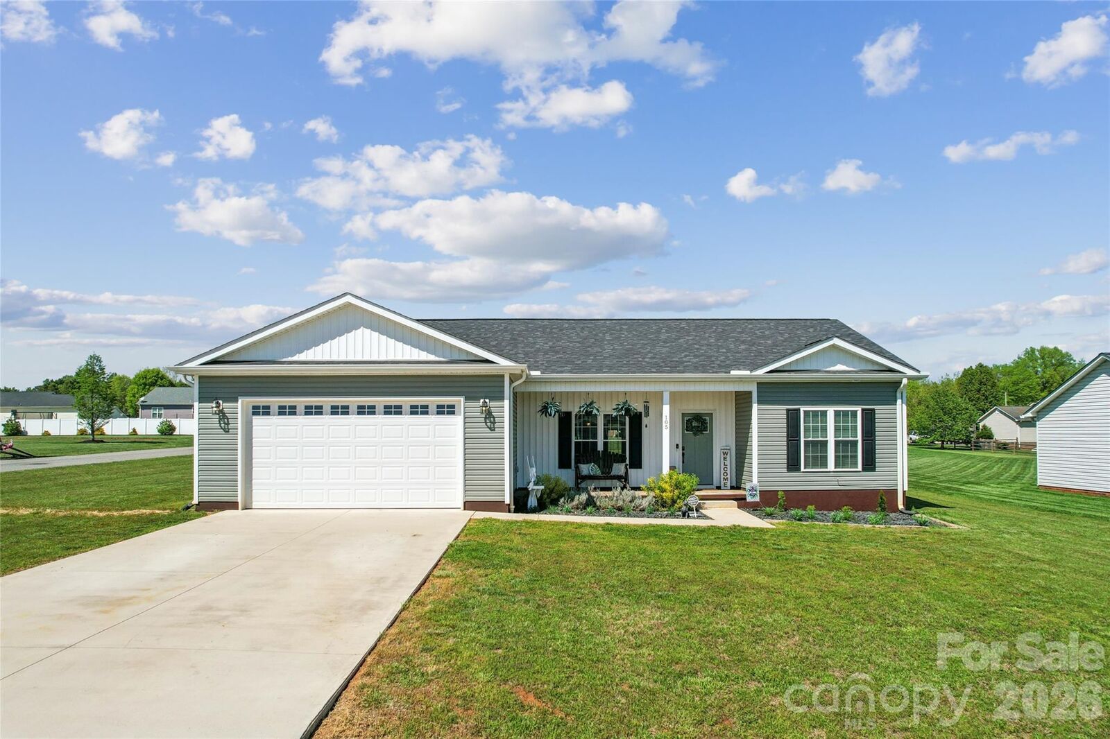 Property Photo:  105 E Dundee Court  NC 28625 