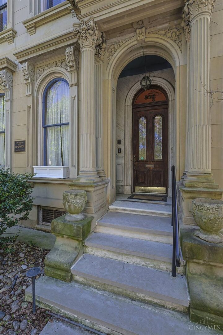 Property Photo:  837 Dayton Street  OH 45214 