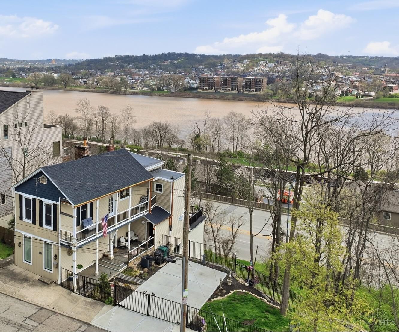 Property Photo:  1221 Martin Drive  OH 45202 