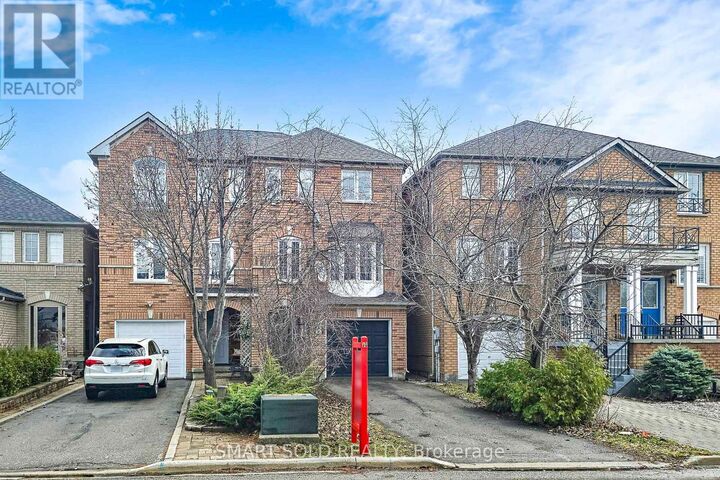 Property Photo:  299 Yellowood Circle  ON L4J 8L8 