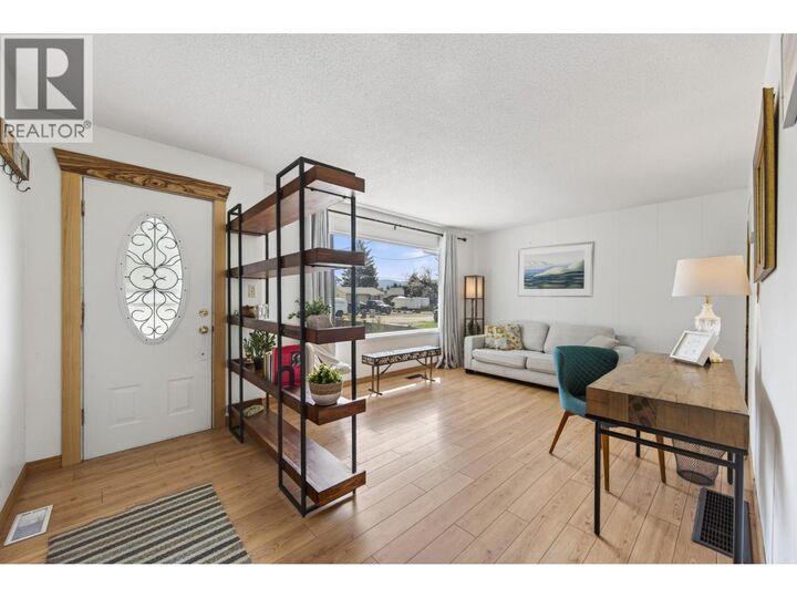 Property Photo: 1034 Laroque Street BC V2B 5L5