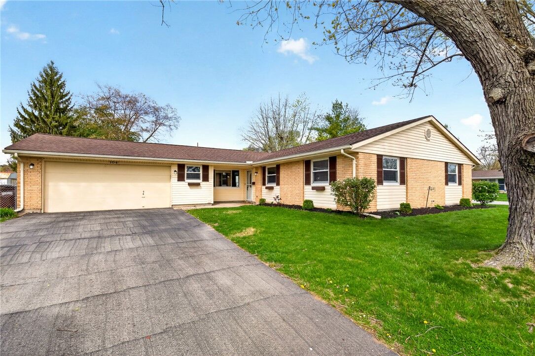 Property Photo:  104 Overla Boulevard  OH 45322 