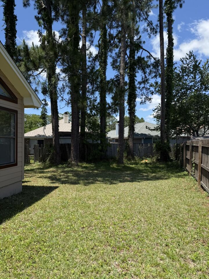 Property Photo:  1512 W Mariah Way  FL 32547 