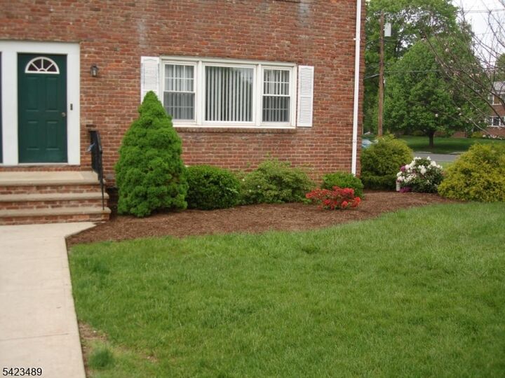 Property Photo:  6 Columbia Dr 1A  NJ 08807 