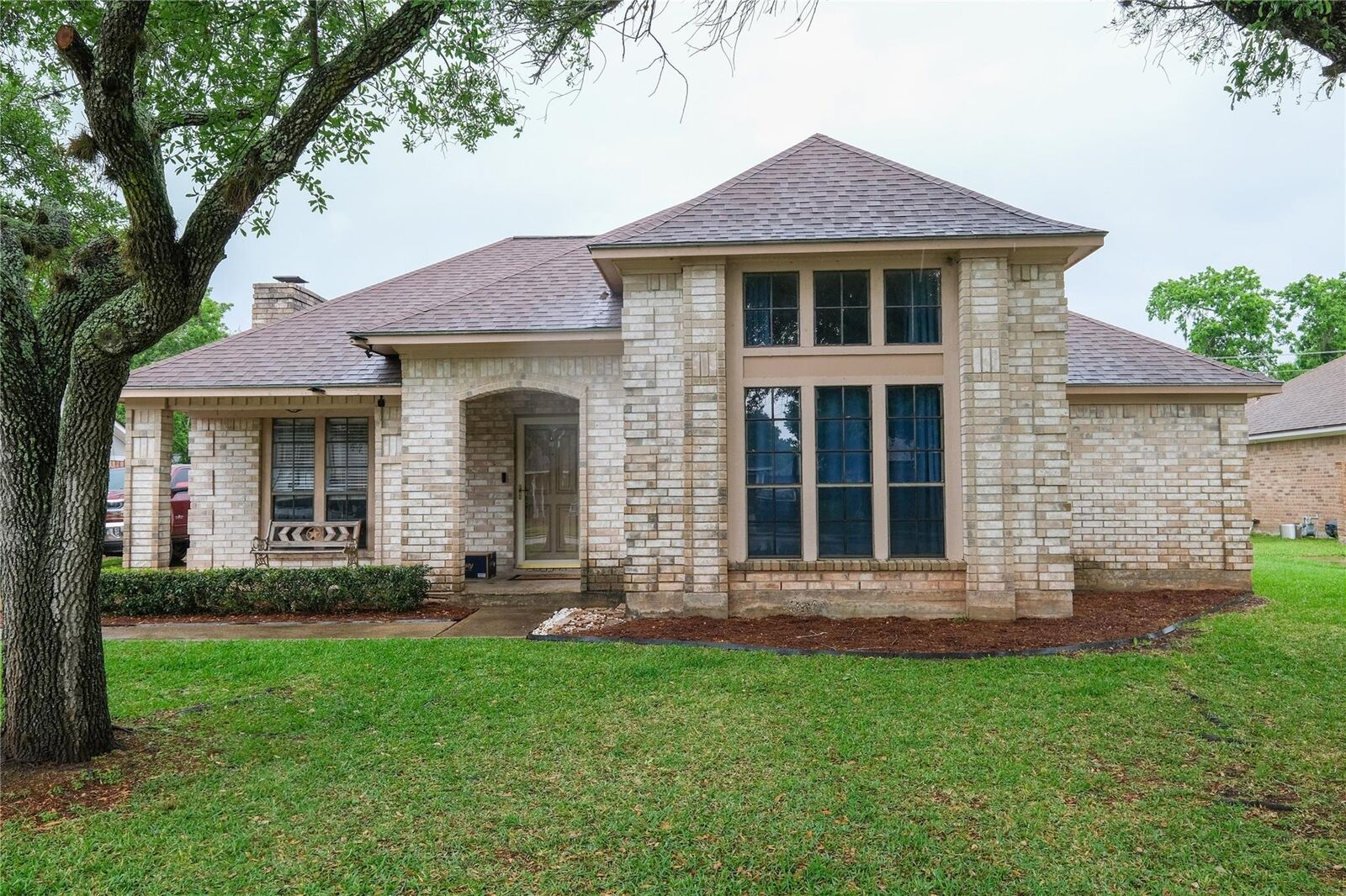 Property Photo:  316 Raintree Lane  TX 77566 