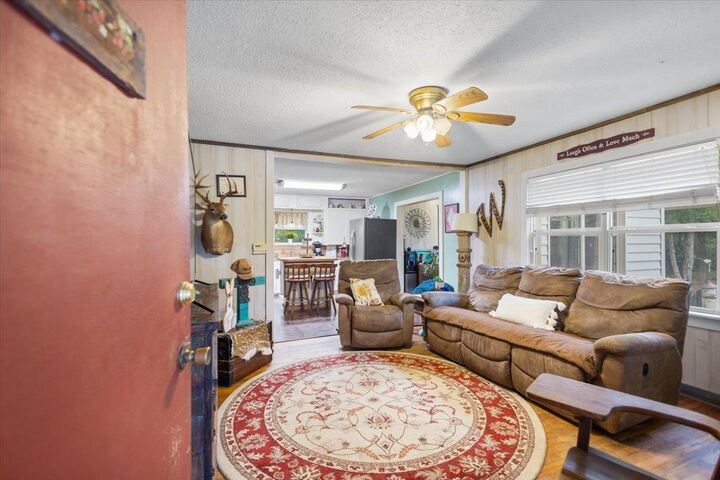 Property Photo: 2051 US Hwy 59 N TX 75974