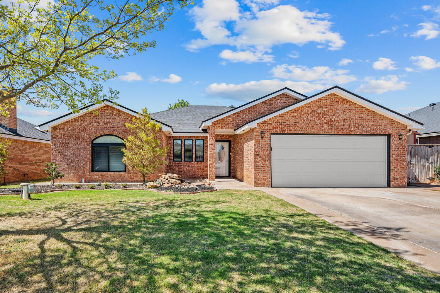 Property Photo:  5906 Valencia Avenue  TX 79407 