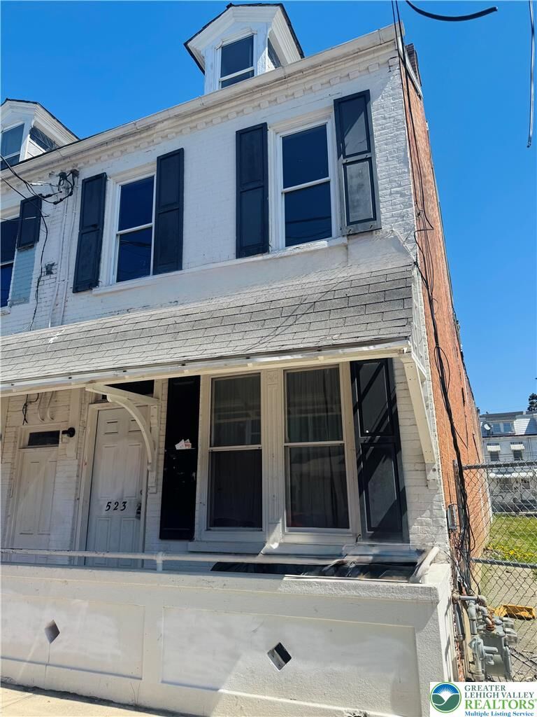 Property Photo:  523 N New  PA 18102 