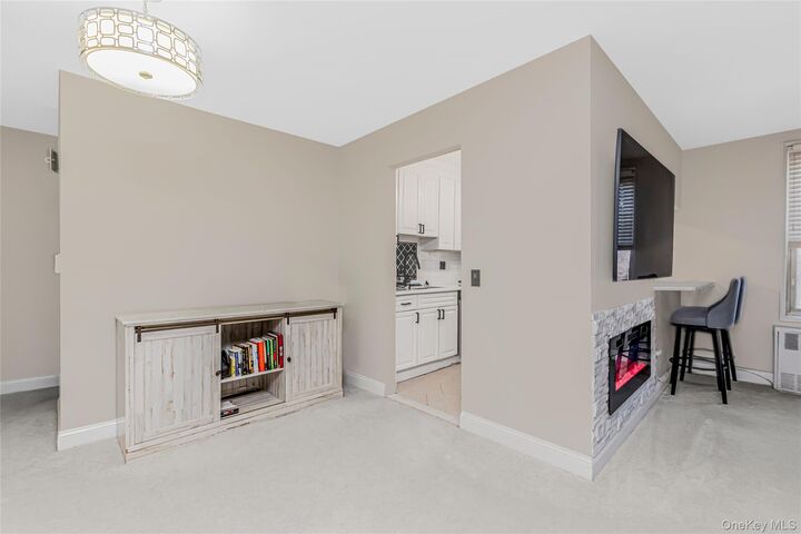 Property Photo:  245 Rumsey Road 5G  NY 10701 