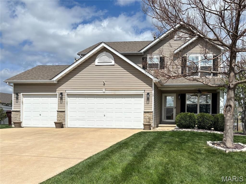 Property Photo:  19 Cambridge Court  MO 63379 