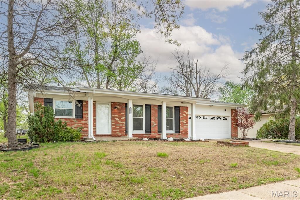 Property Photo:  11962 Nero Drive  MO 63033 