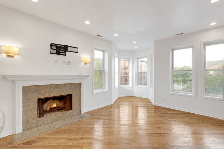 Property Photo:  4800 S St Lawrence Avenue 2N  IL 60615 
