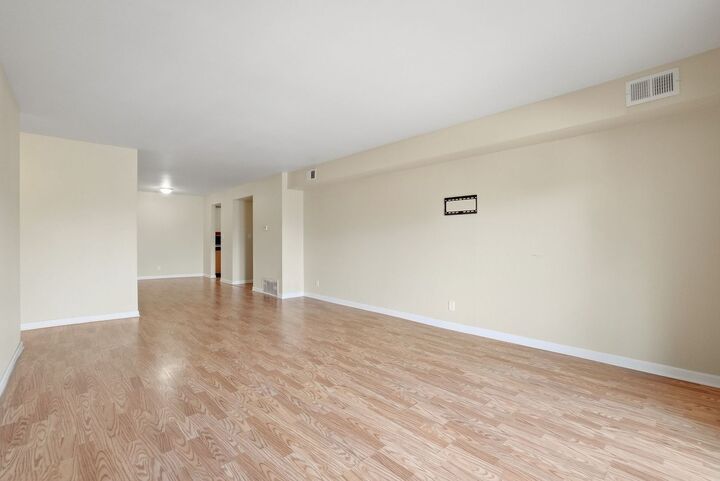 Property Photo: 1895 Tall Oaks Drive 3508 IL 60505