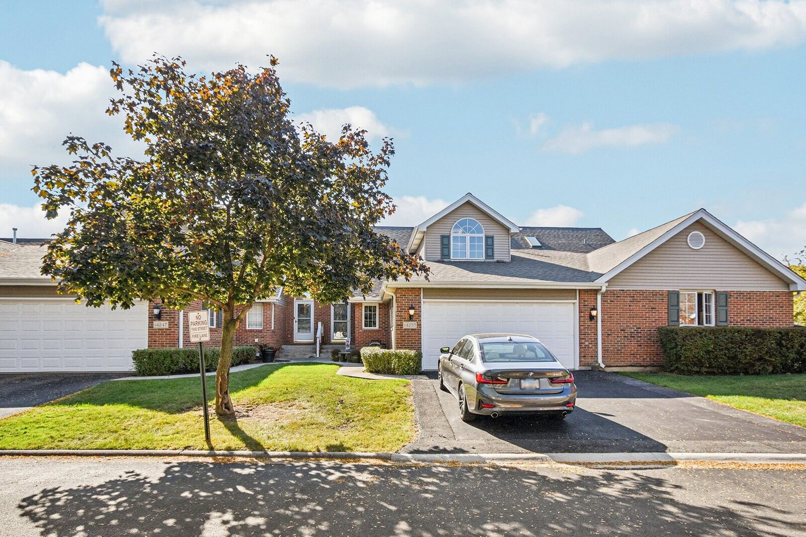 Property Photo:  14255 Wedgewood Glens Drive  IL 60462 