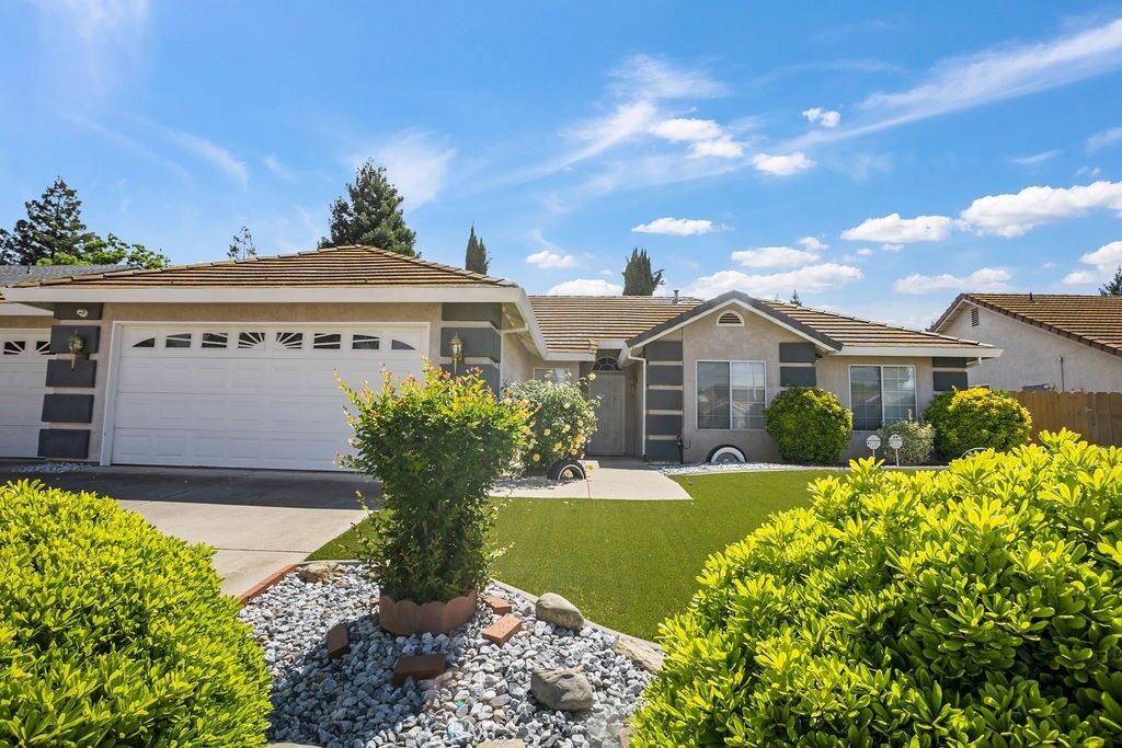 Property Photo:  2182 Spanish Bay Court  CA 95340 