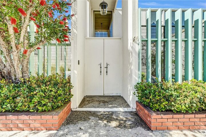 Property Photo:  16385 Ardsley  CA 92649 