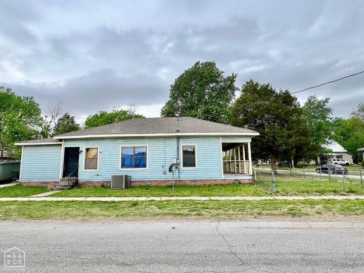 Property Photo:  411 Krewson Street  AR 72401 