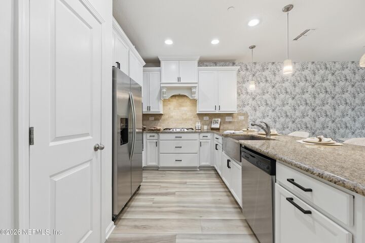 Property Photo:  55 Canary Palm Court  FL 32081 