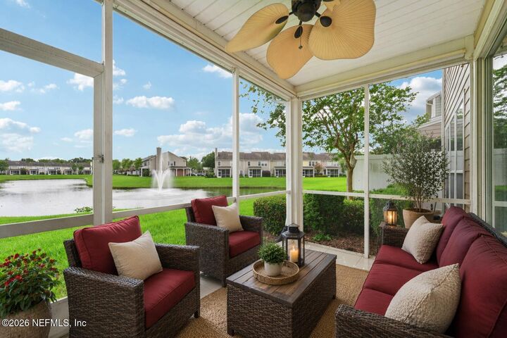 Property Photo: 11014 Castlemain Circle E FL 32256