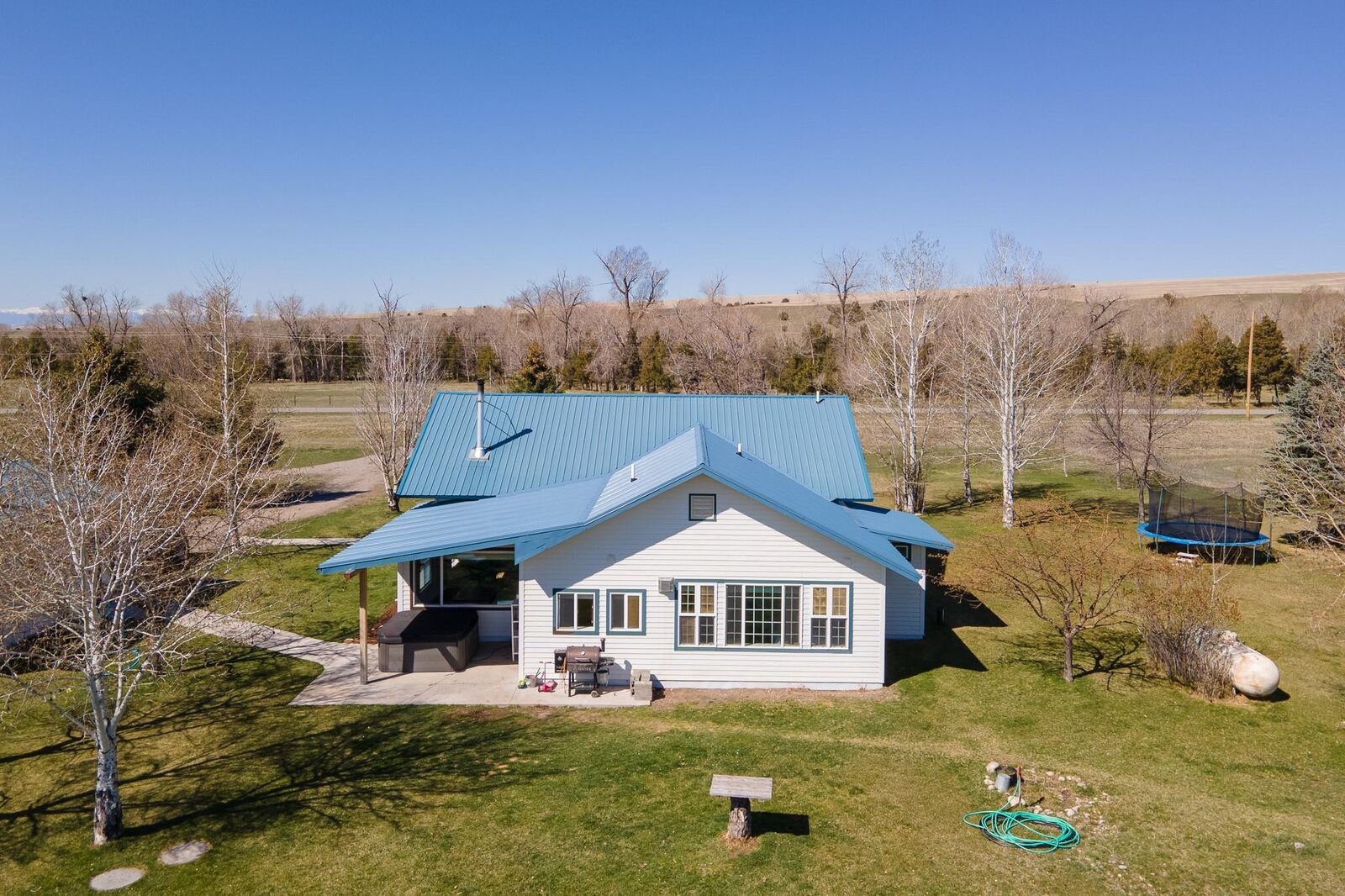 Property Photo:  9150 Dry Creek Road  MT 59714 