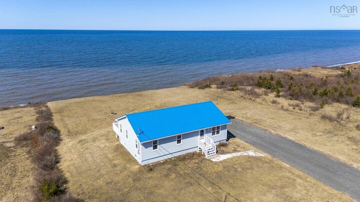 22 Dawson Drive — photo 1