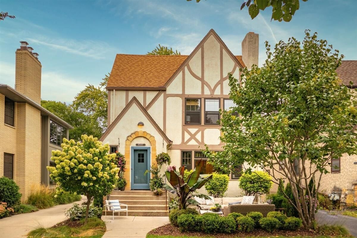 Property Photo: 4325 Chowen Avenue S 1 MN 55410