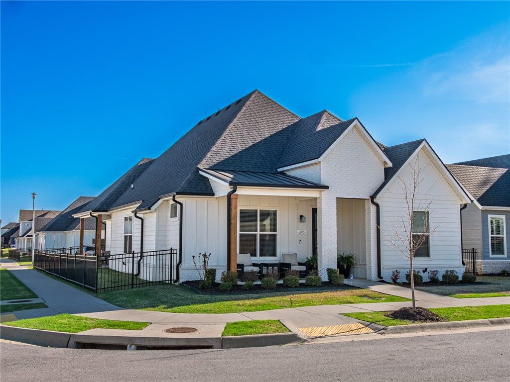 Property Photo:  6875 Garden Trail Avenue  AR 72762 