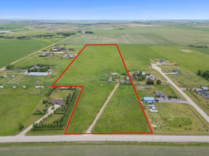 254015 Township Road 240 Road — photo 1